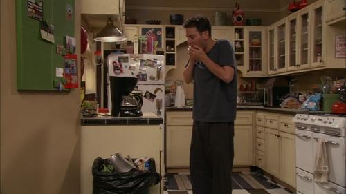 How I Met Your Mother - S1E8: The Duel