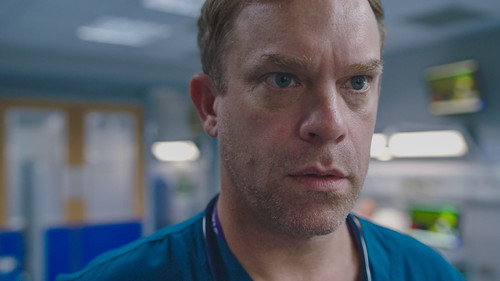 Casualty - S40E4: Childhood's End