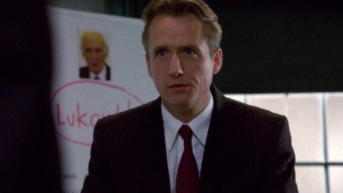 Law & Order - S19E12: Illegitimate