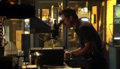 CSI: Crime Scene Investigation - S4E21: Turn of the Screws