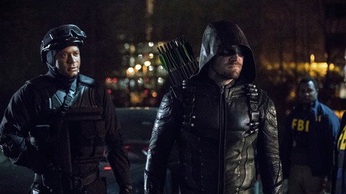 Arrow - S6E23: Life Sentence