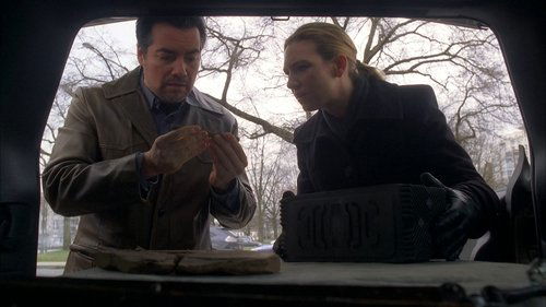 Fringe - S3E21: The Last Sam Weiss