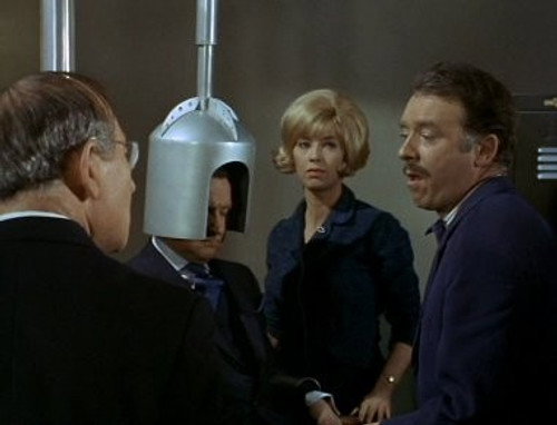 The Avengers - S5E16: Who's Who???