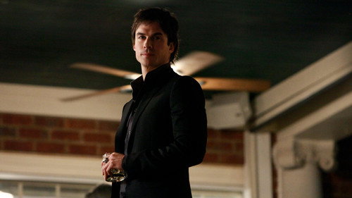 The Vampire Diaries - S1E4: Family Ties
