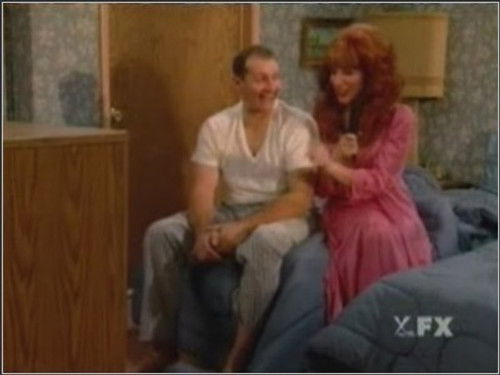 Married... with Children - S11E18: A Babe in Toyland