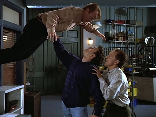 Lois & Clark: The New Adventures of Superman - S2E10: Metallo