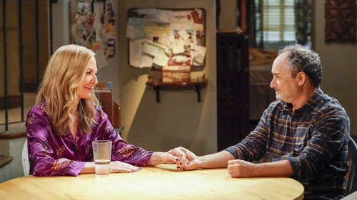 Mom - S8E5: Sober Wizard and a Woodshop Workshop