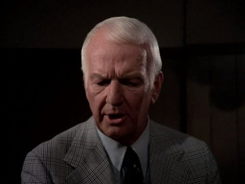 Hawaii Five-O - S8E17: Legacy Of Terror