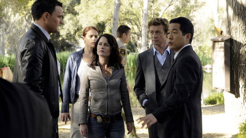 The Mentalist - S1E23: Red John's Footsteps