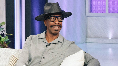The Kelly Clarkson Show - S4E39: JB Smoove, Aimee Garcia, Courtney Marie Andrews