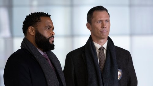 Law & Order - S21E1: The Right Thing