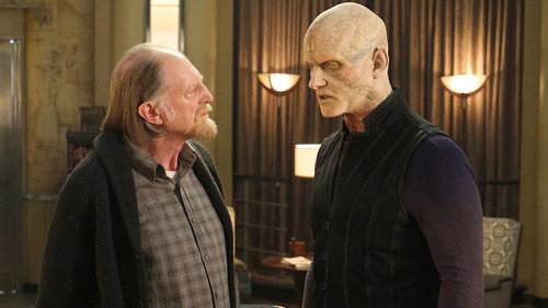 The Strain - S3E8: White Light
