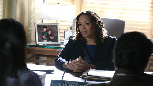 How to Get Away with Murder - S3E11: Not Everything's About Annalise