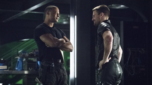 Arrow - S4E7: Brotherhood