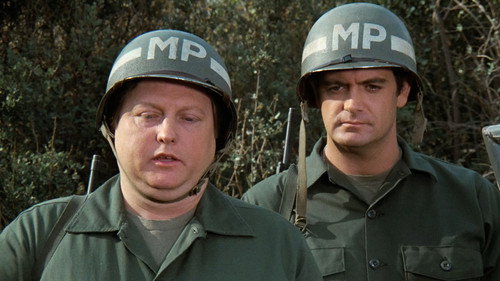 M*A*S*H - S10E7: Snap Judgment (1)