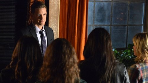 Pretty Little Liars - S3E20: Hot Water