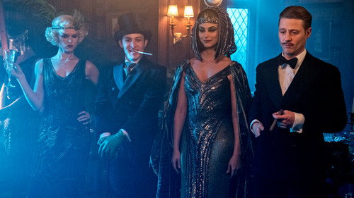 Gotham - S4E13: A Dark Knight: A Beautiful Darkness