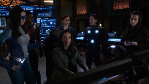 Supergirl - S6E7: Fear Knot