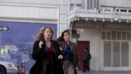 NYPD Blue - S9E16: A Little Dad'll Do Ya