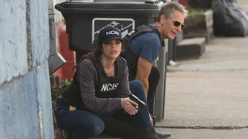 NCIS: New Orleans - S3E18: Slay the Dragon