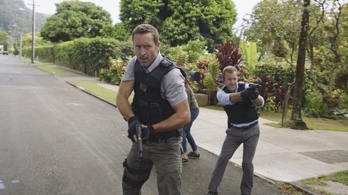 Hawaii Five-0 - S8E1: Aʻole e ʻolelo mai ana ke ahi ua ana ia (Fire Will Never Say That It Has Had Enough)