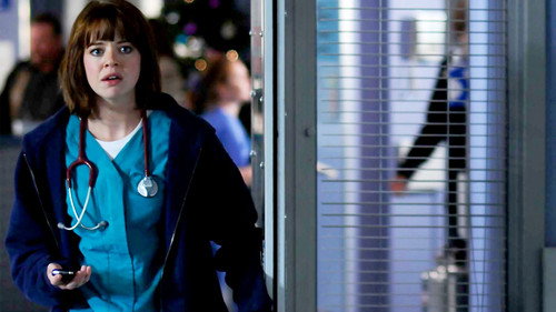 Casualty - S24E16: All I Want for Christmas