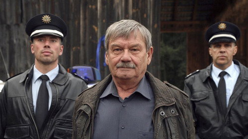 Polizeiruf 110 - S42E2: Laufsteg in den Tod