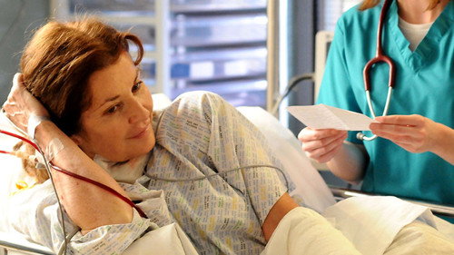 Casualty - S24E30: Love of a Good Man