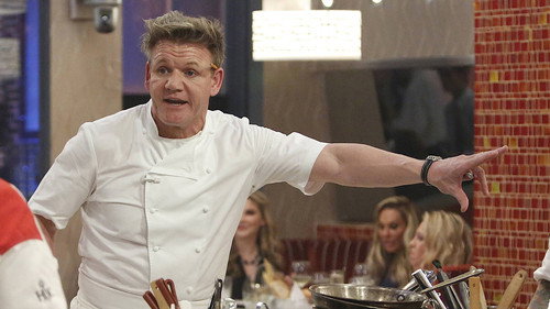 Hell's Kitchen - S16E7: Don't Tell My Fiancé