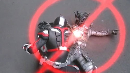 Kamen Rider - S13E19: Pure White Justice
