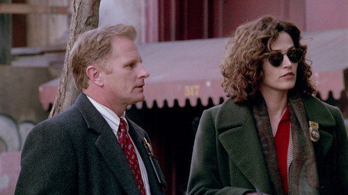 NYPD Blue - S3E14: The Nutty Confessor