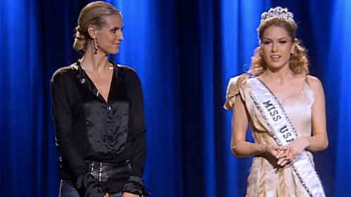 Project Runway - S3E2: Fit For A Queen