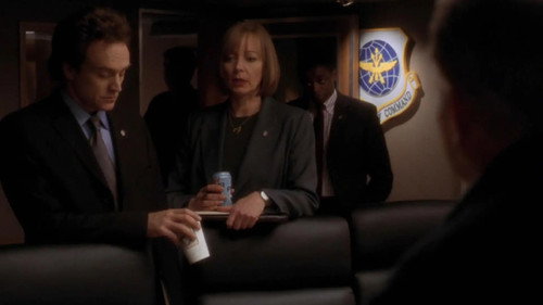 The West Wing - S4E16: The California 47th