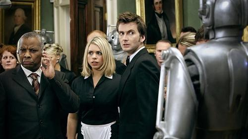 Doctor Who - S2E5: Rise of the Cybermen (1)