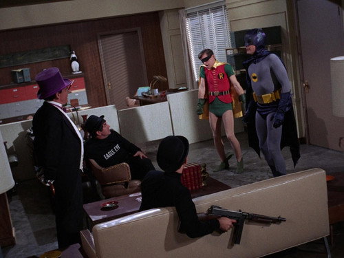 Batman - S1E22: Not Yet, He Ain't