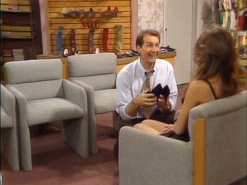 Married... with Children - S4E7: Desperately Seeking Miss October