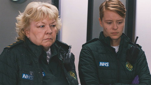 Casualty - S37E10: Confidence and Paranoia