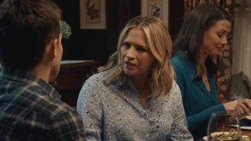 Blue Bloods - S13E10: Fake It Till You Make It