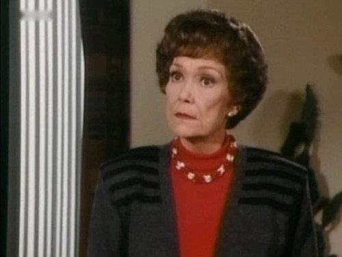 Falcon Crest - S7E16: A Madness Most Discreet