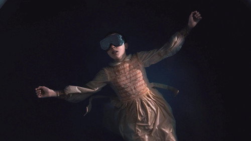 Stranger Things - S1E7: Chapter Seven: The Bathtub