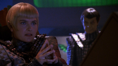 Star Trek: The Next Generation - S5E1: Redemption (2)