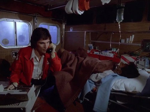 Quincy, M.E. - S8E20: Women of Valor