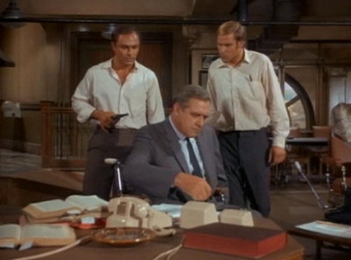 Ironside - S1E7: An Inside Job