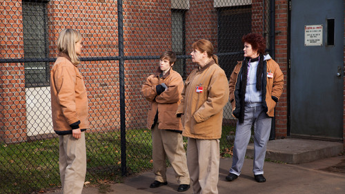 Orange Is the New Black - S1E5: The Chickening