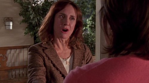 Malcolm in the Middle - S5E13: Lois's Sister