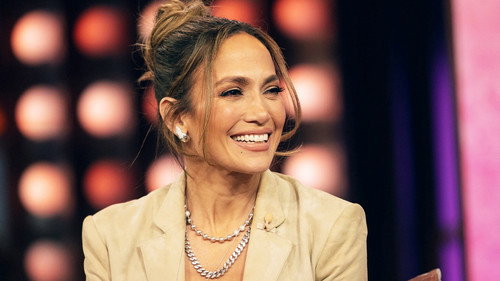 The Kelly Clarkson Show - S5E78: Jennifer Lopez, Jeremiah Brent, Jamie Lee Curtis, Vince Staples, Mau y Ricky