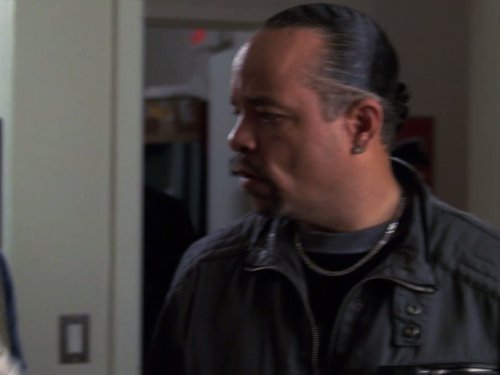 Law & Order: Special Victims Unit - S7E5: Strain