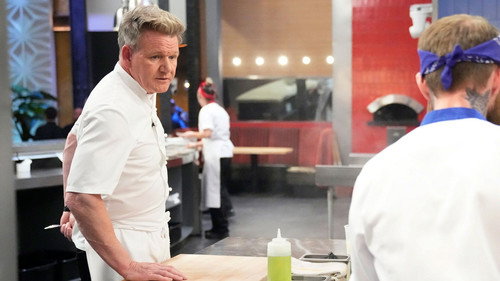 Hell's Kitchen - S22E11: A Hellish Food Fight