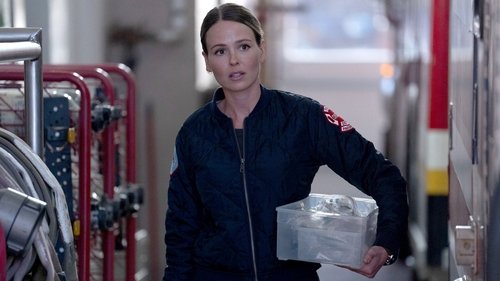 Chicago Fire - S13E15: Too Close
