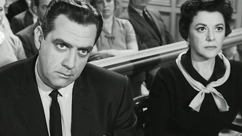 Perry Mason - S2E23: The Case of the Howling Dog